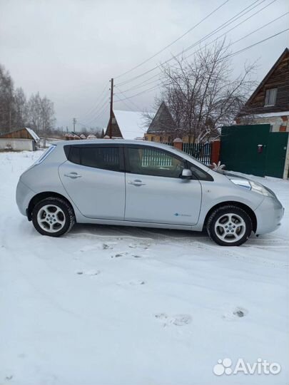 Nissan Leaf AT, 2013, 57 000 км