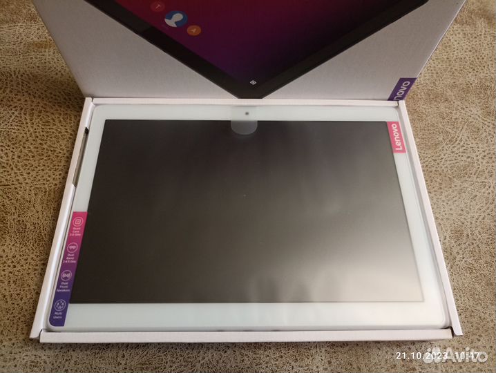 Планшет Lenovo Tab M10.1, 2/16 Gb LTE