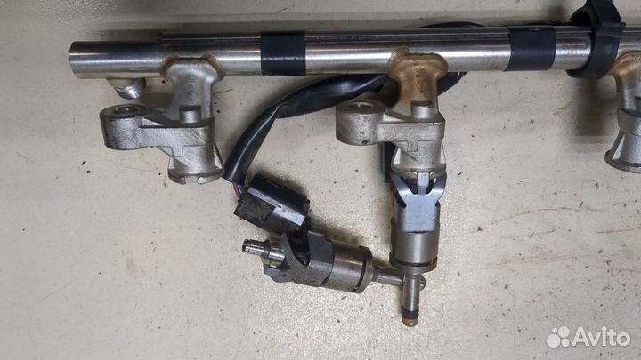 Форсунка топливная Mazda CX-30