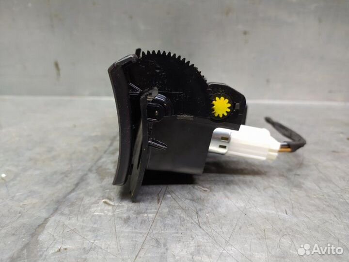 Гнездо прикуривателя Volkswagen Passat B6