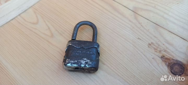 Сундук деревянный старинный