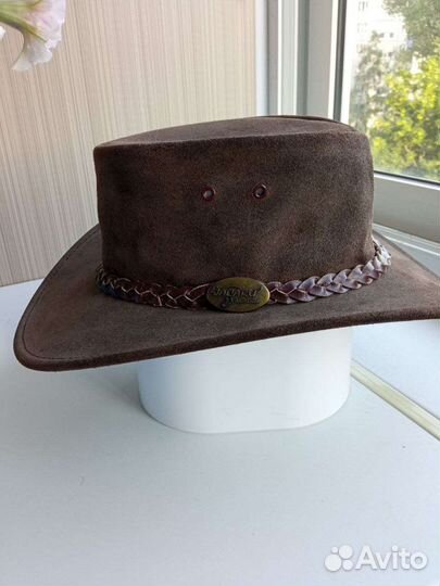 Шляпы ковбойские кожаные в аренду на фотосессию