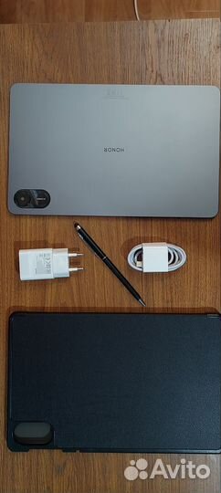 Продам планшет Honor pad x9