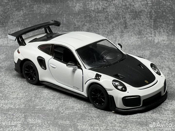 Моделька porsche 911 1/36 kinsmart