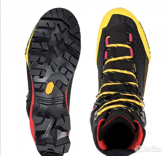 Ботинки La Sportiva Aequilibrium ST GTX Black Yell