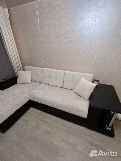 Большой угловой диван