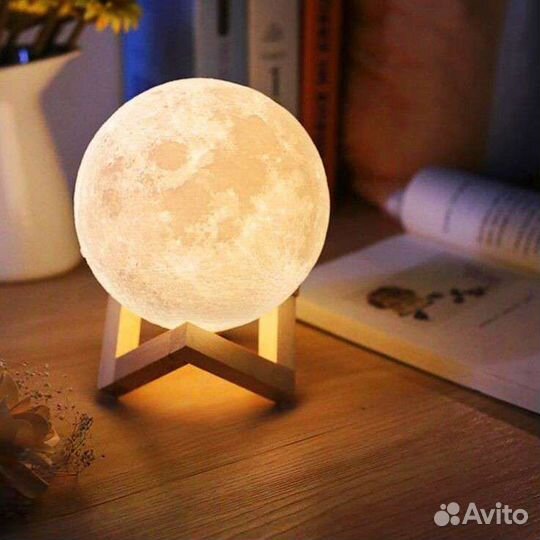 Ночник Луна