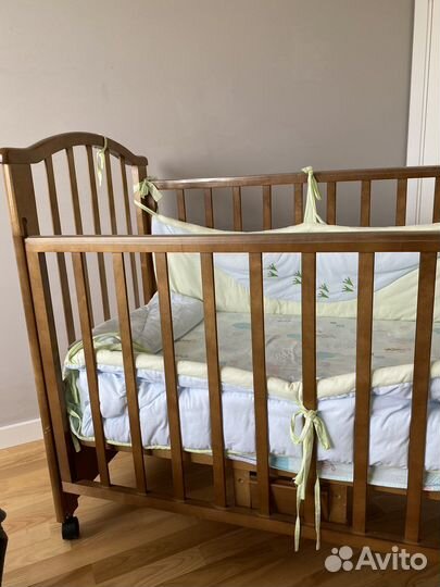 Кроватка детская