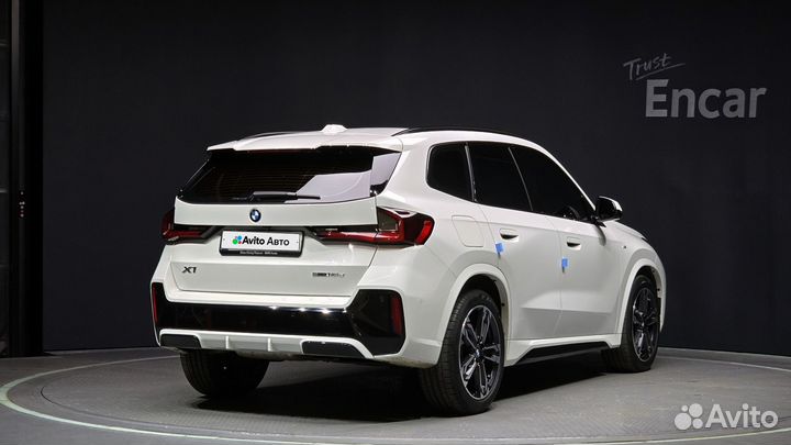 BMW X1 2.0 AMT, 2023, 25 300 км