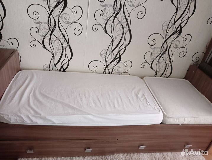 Продам детскую кроватку