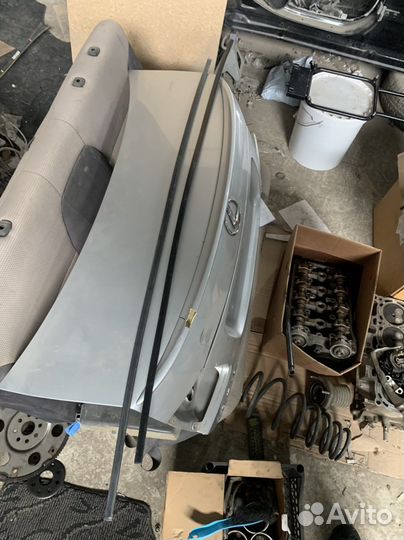 Молдинг крыши, правый Toyota Camry 40