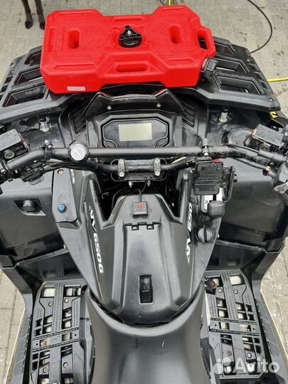 Продам квадроцикл Stels Guepard 650