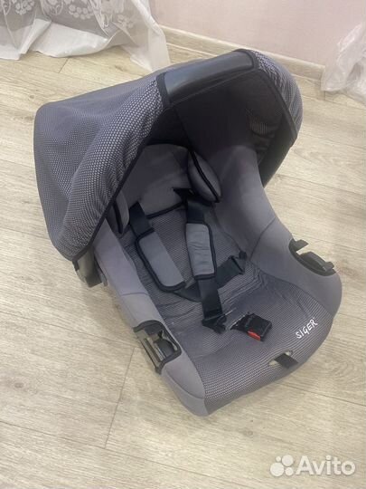 Автолюлька с вкладышом для новорожденных