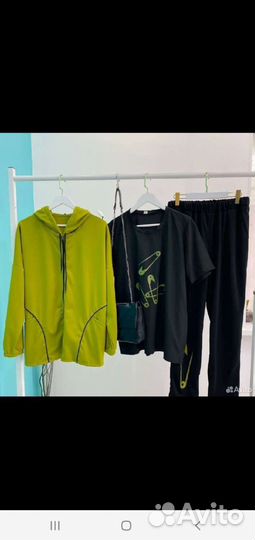 Спортивный костюм женский