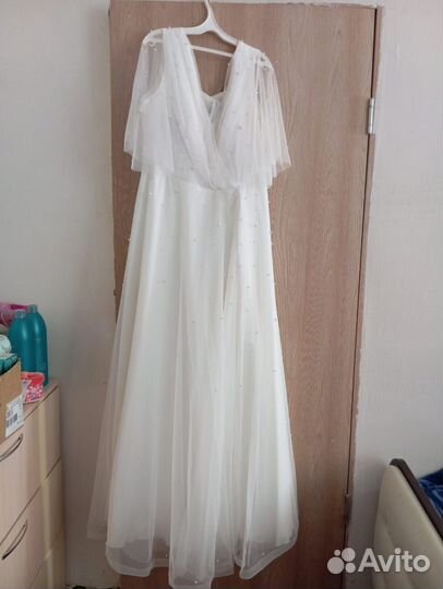 Свадебное платье бу 46-50