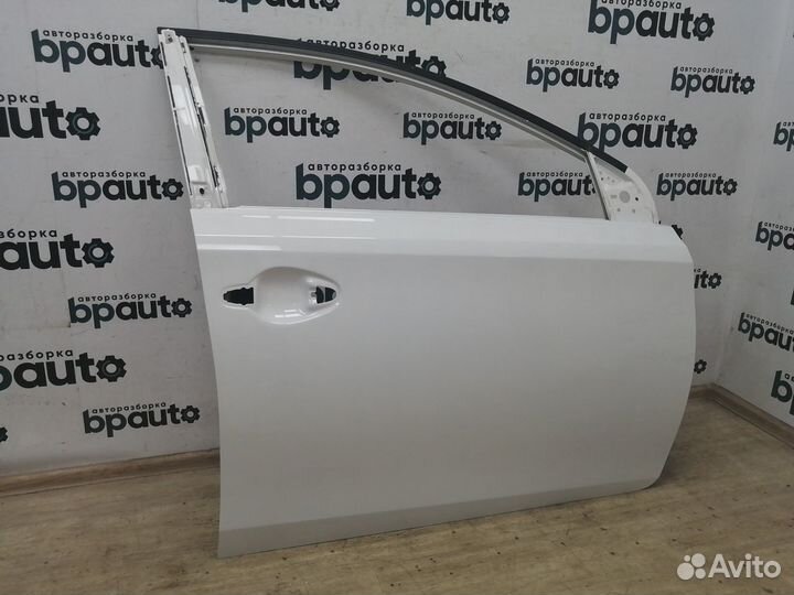 Дверь передняя правая 67001-02300 Toyota Auris II