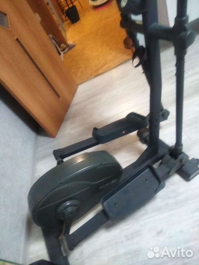 Эллиптический тренажер