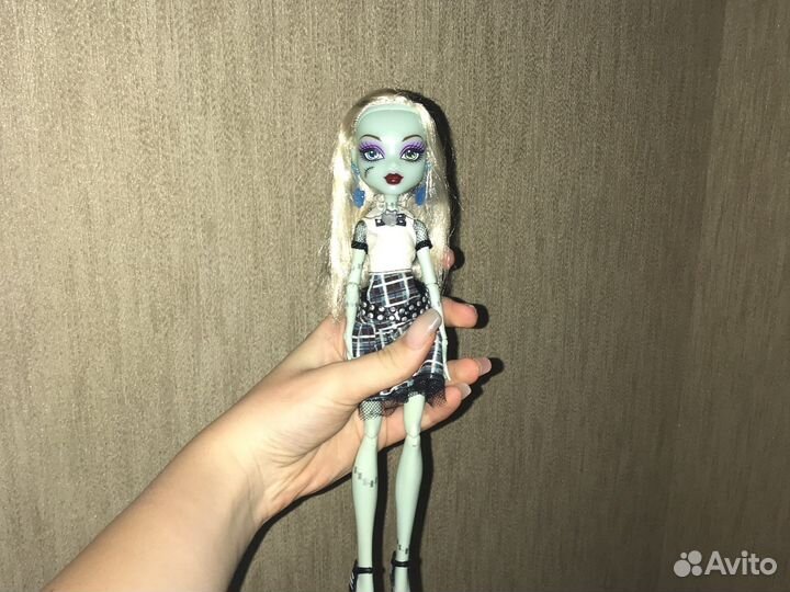 Кукла Монстер Хай френки из коллекции «они живые»