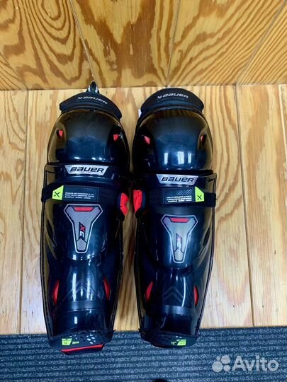 Щитки хоккейные Bauer Vapor 3X INT 14