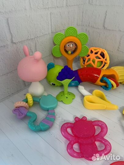 Развивающие игрушки пакетом прорезыватели