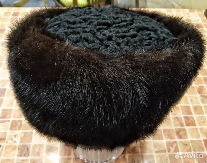 Шапки меховые