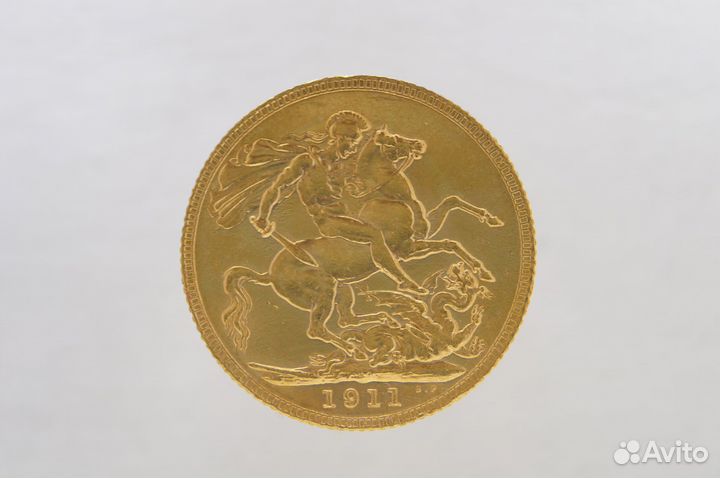 Золотая монета Великобритании соверен Георг5 1911г