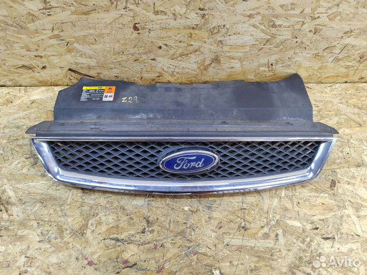 Решётка радиатора Ford Focus 2 дорестайлинг