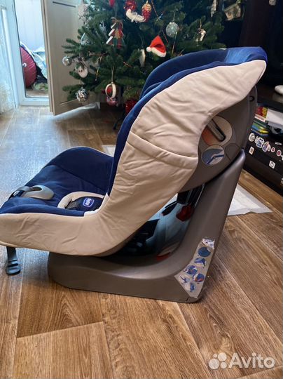 Автокресло chicco