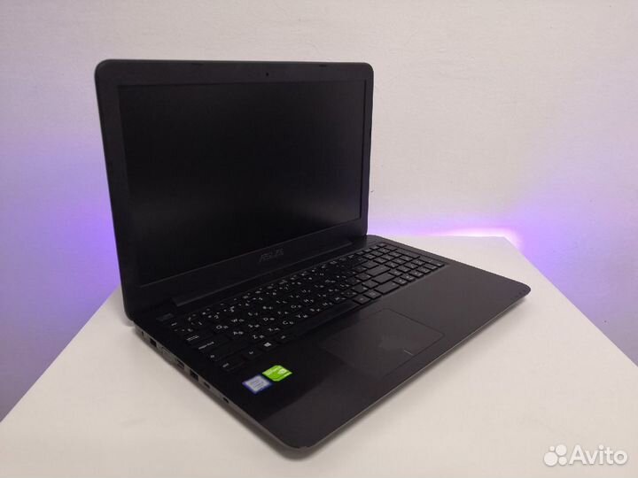 Asus для работы или учебы Core i7-6500u