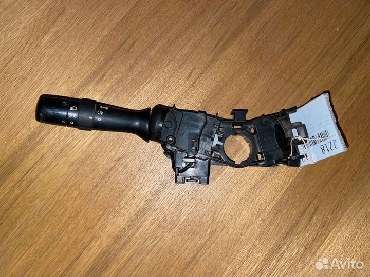 Переключатель подрулевой поворотов/света правый