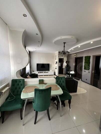 3-к. квартира, 82 м², 12/12 эт.