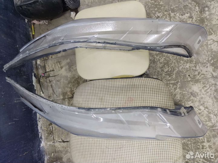 Стёкла фар на BMW X5 e70