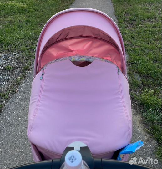 Коляска Stokke Xplory v6 2 в 1