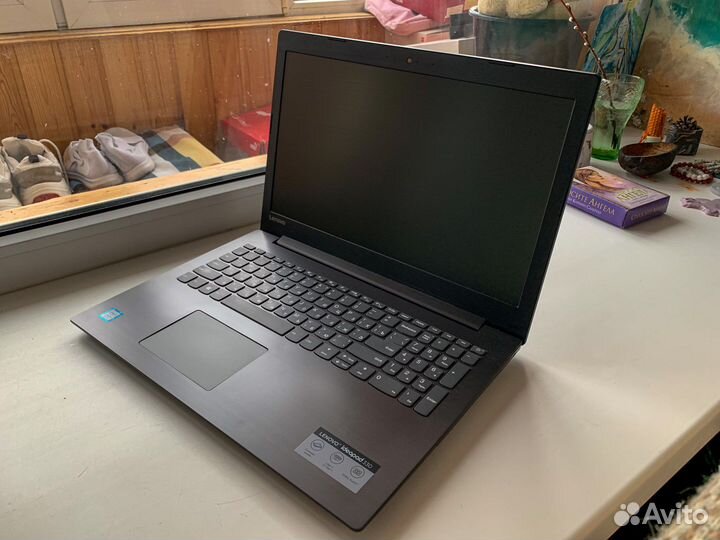 В продаже 17 ноутбуков на SSD, закрытие офиса