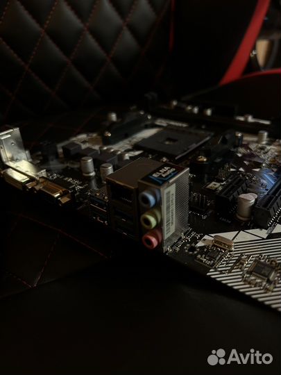 Материнская плата asrock am4