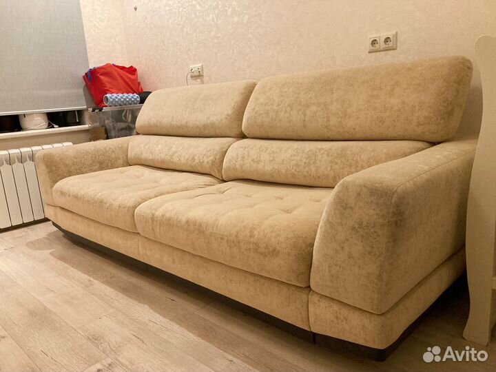 Диван фабрики 8 марта