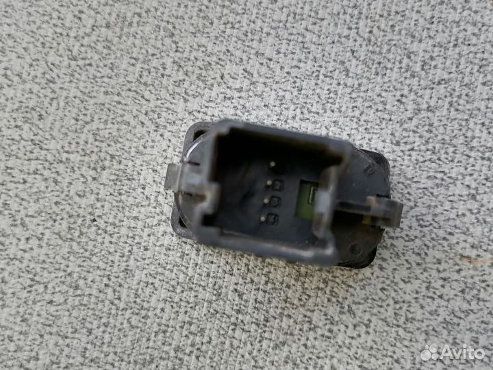 Кнопка стеклоподъемника Ford Focus II 2005-2008