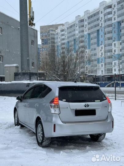 Toyota Prius Alpha 1.8 CVT, 2014, 135 000 км