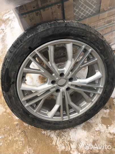 R19 Triangle Sportex TSH11 275/40, PCD 5x112 DIA 40