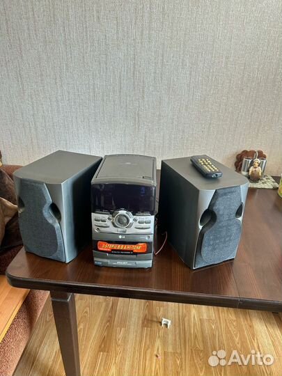 Музыкальный центр lg