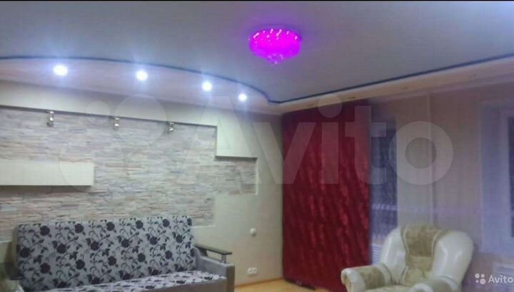 2-к. квартира, 52 м², 4/4 эт.