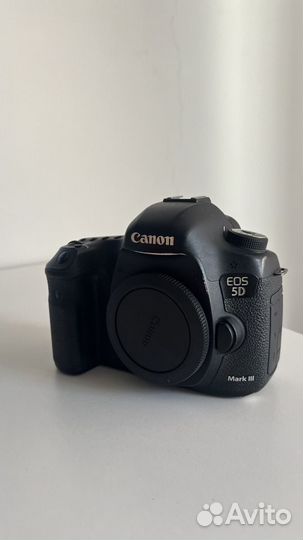 Фотоаппарат canon 5D mark iii + объективы