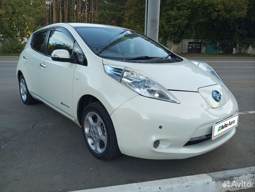 Nissan Leaf AT, 2011, 142 000 км