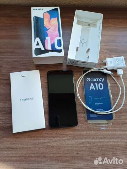 Мобильные телефоны бу samsung А10
