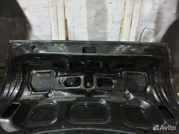 Крышка багажника Renault Megane II