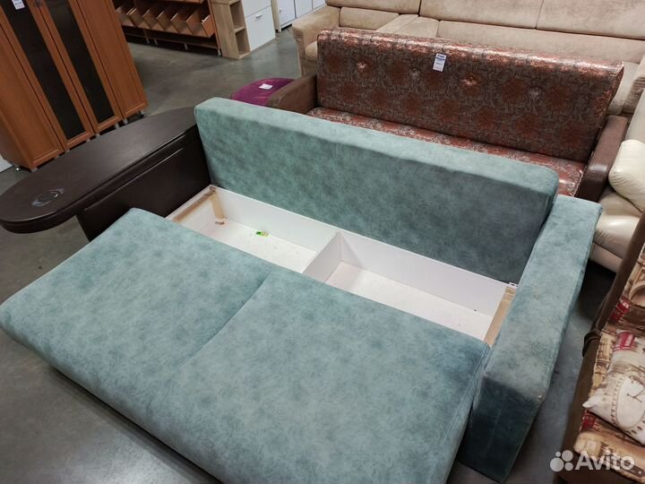 Диван евро-книга со столиком