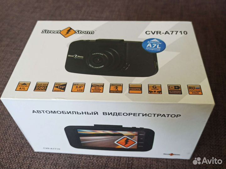 Видеорегистратор street storm CVR A 7710