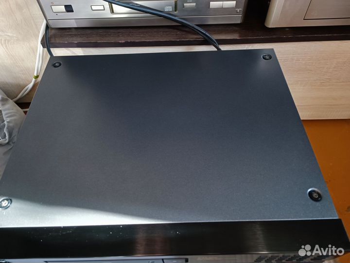 Топовый HI-FI cd проигрыватель от sony