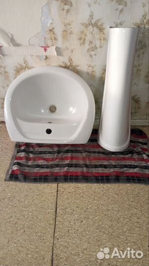 Раковина с тумбой бу