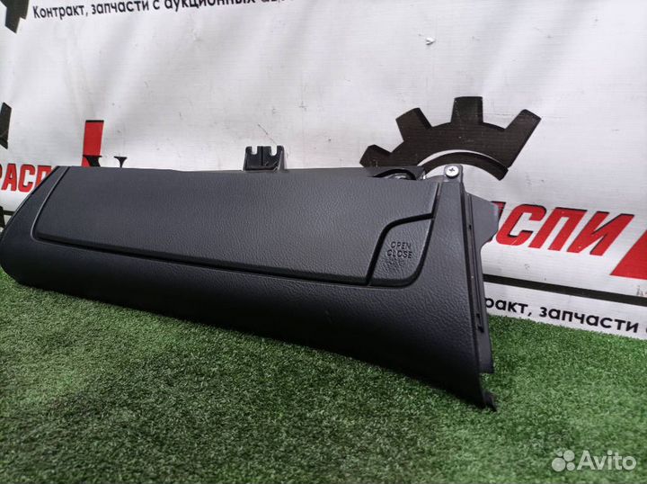 Бардачок пассажира Toyota RAV4 2006 ACA31W 2azfe